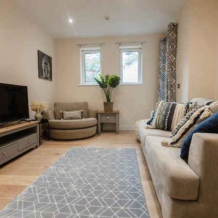 Apartmán Ocean - 2 Bed Flat Sleeps 6 With Gym Access Southampton Exteriér fotografie
