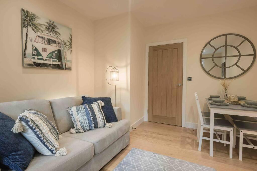 Apartmán Ocean - 2 Bed Flat Sleeps 6 With Gym Access Southampton Exteriér fotografie