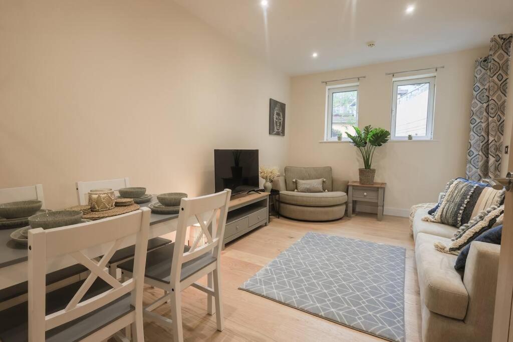 Apartmán Ocean - 2 Bed Flat Sleeps 6 With Gym Access Southampton Exteriér fotografie